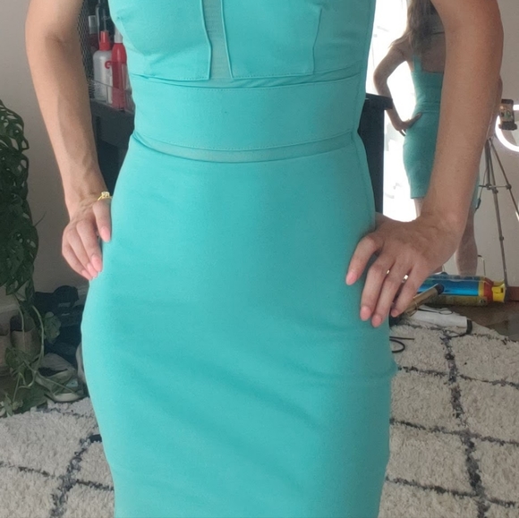 ❣️ FINAL SALE 🤍 EUC XXS Guess Turquoise Slim-fit Bodycon Dress - Picture 4 of 11